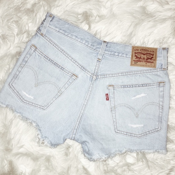 Levi's Pants - Levi cut off shorts